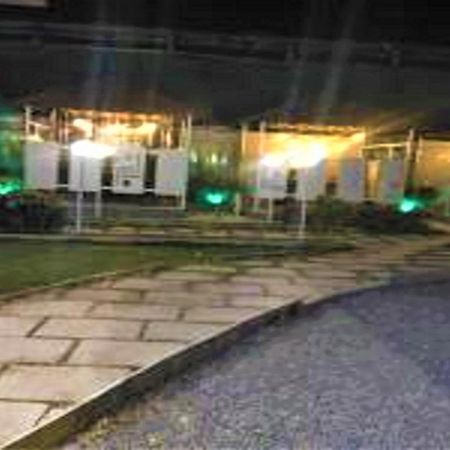 Hotel Krishna Exotica อาห์มาดนาการ์ ภายนอก รูปภาพ